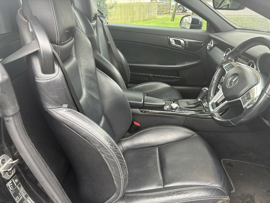 Mercedes-Benz SLK Xc60 Inscription Pro T5 Awd Black #3