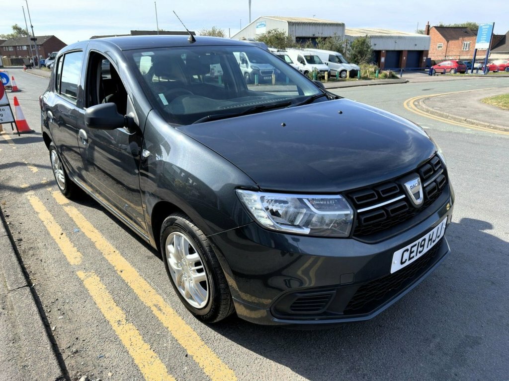 Dacia Sandero 1L Essential Grey #4