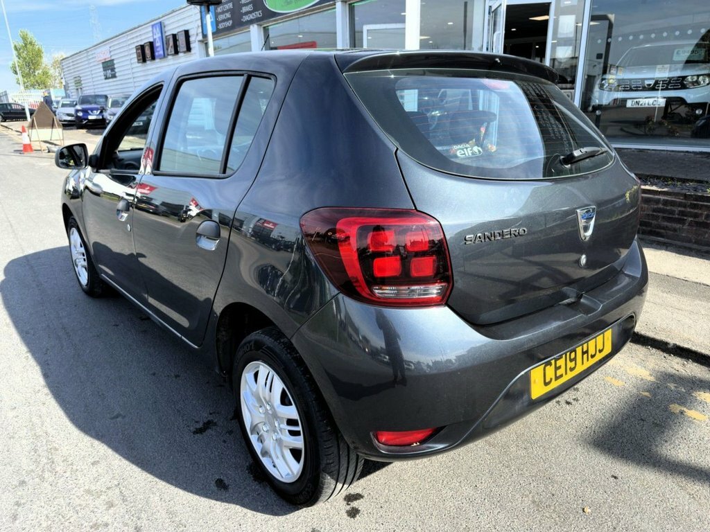 Dacia Sandero 1L Essential Grey #5