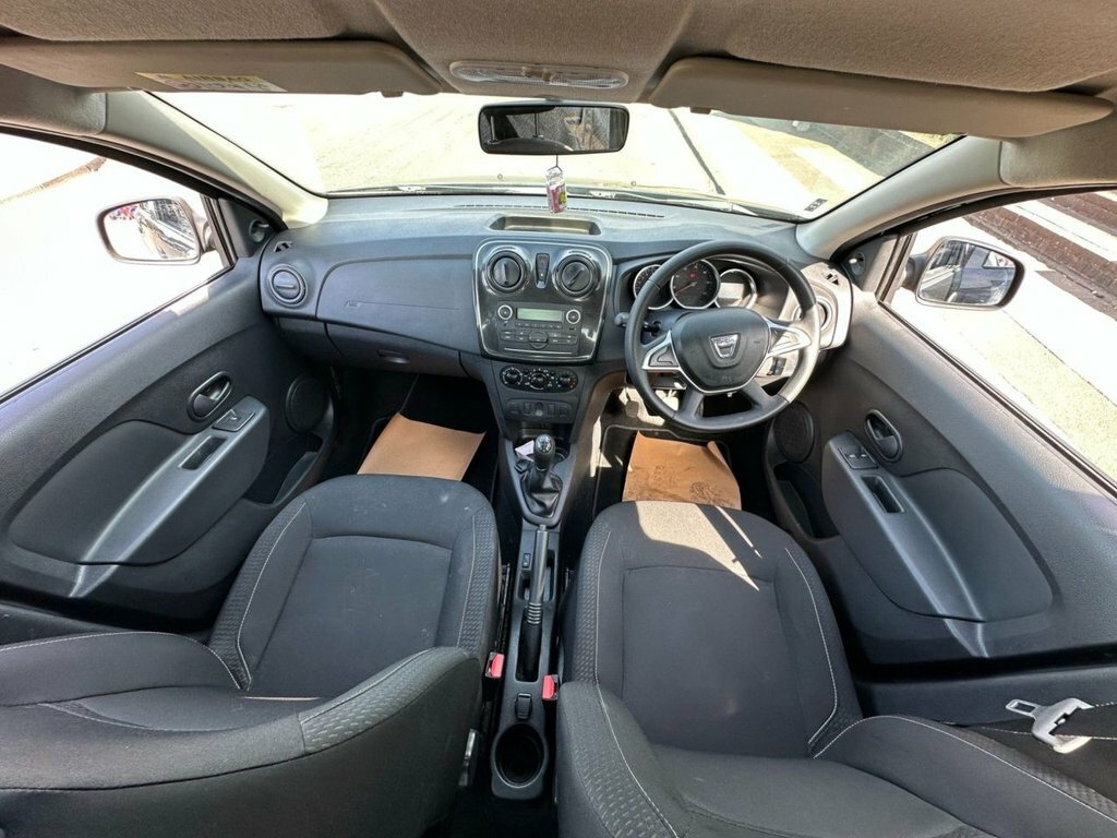 Dacia Sandero 1L Essential Grey #2