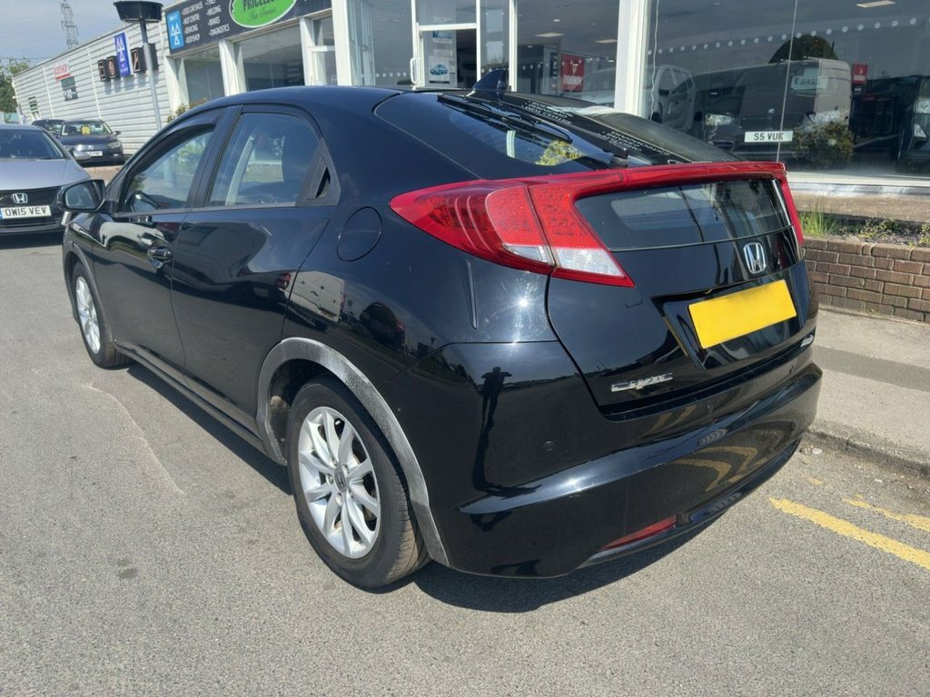Honda Civic 2.2L Es Black #5