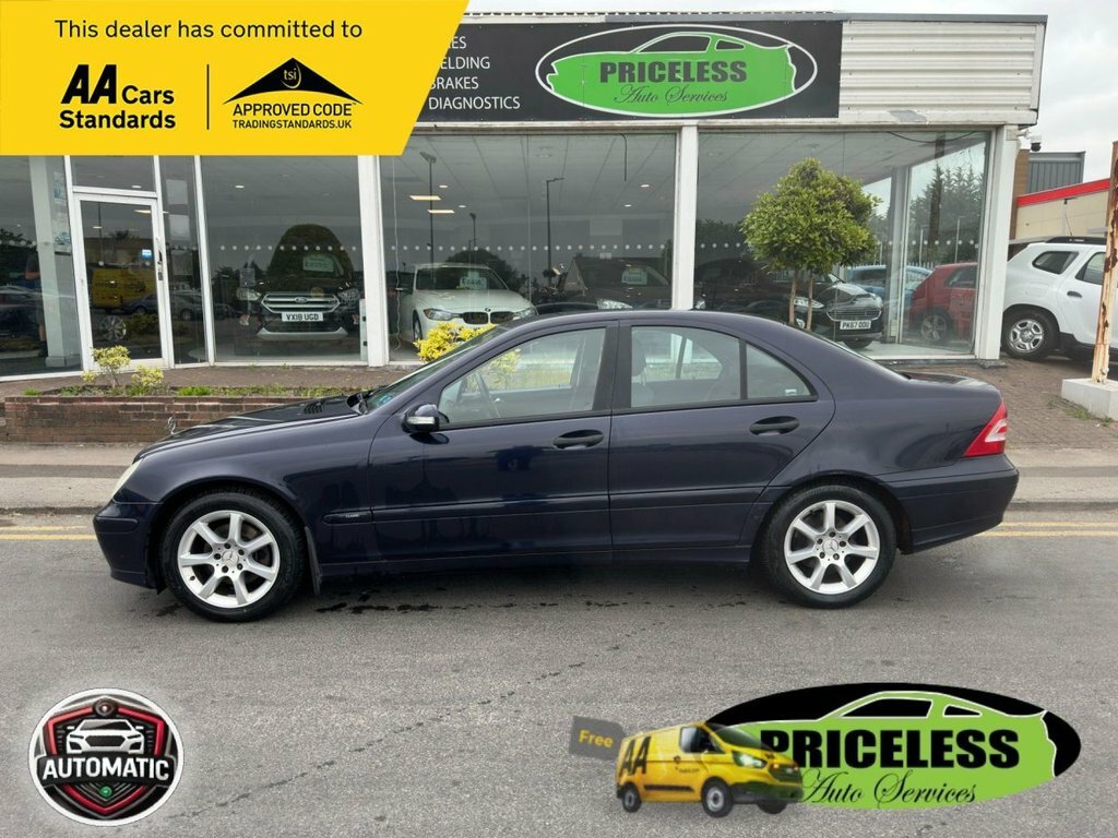 Mercedes-Benz C Class 2.1L Avantgarde Se Black #3