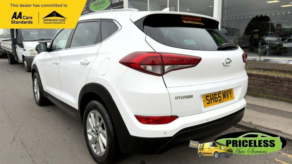 Hyundai Tucson 1.7L Premium SH65MVY White #5