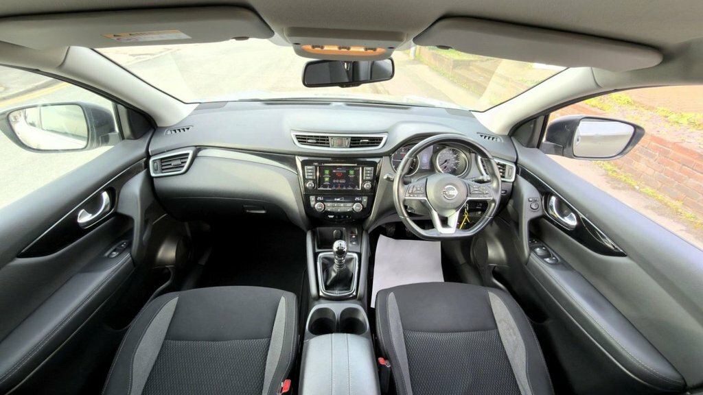 Nissan Qashqai 1.5L Acenta Premium BT68TGV Silver #2