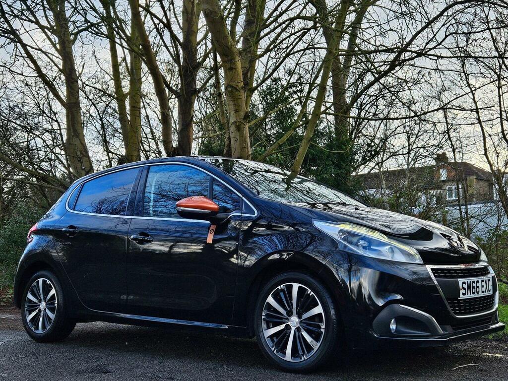Peugeot 208 Hatchback 1.2 Puretech Roland Garros Euro 6 Ss SM66EXC Black #6