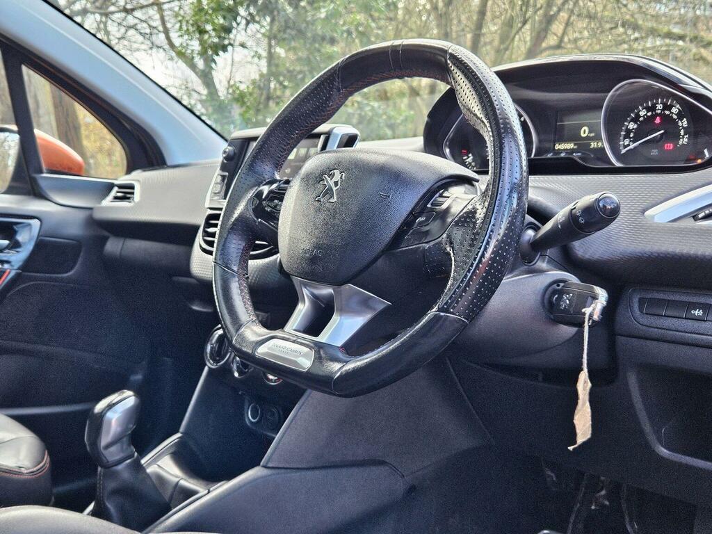 Peugeot 208 Hatchback 1.2 Puretech Roland Garros Euro 6 Ss SM66EXC Black #2