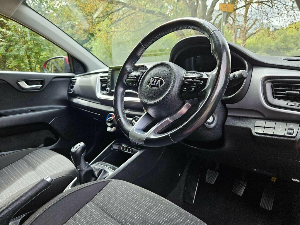 Kia Stonic Suv 1.4 2 Euro 6 Ss 201818 AJ18FVC Red #4