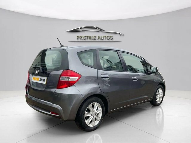 Honda Jazz 2012 1.4 I-vtec Es Hatchback Cvt Euro 5 Grey #4