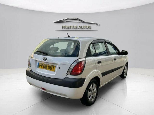 Kia RIO 2008 1.4 2 Hatchback 150 Gkm, White #5