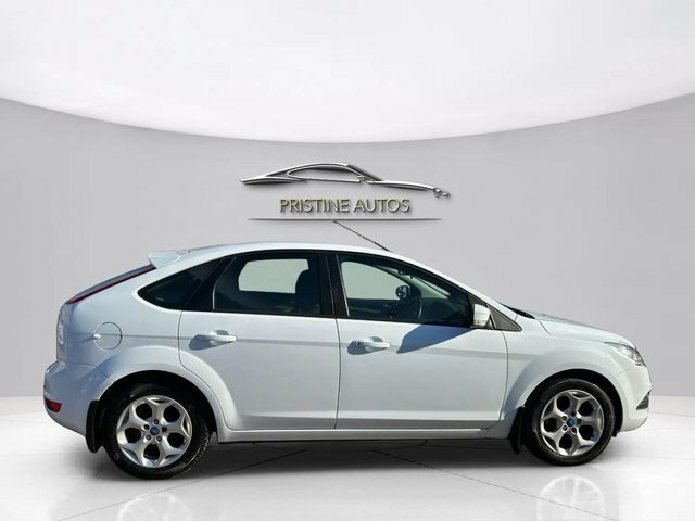 Ford Focus 2011 1.6 Sport Hatchback 159 G SK61KHP White #3