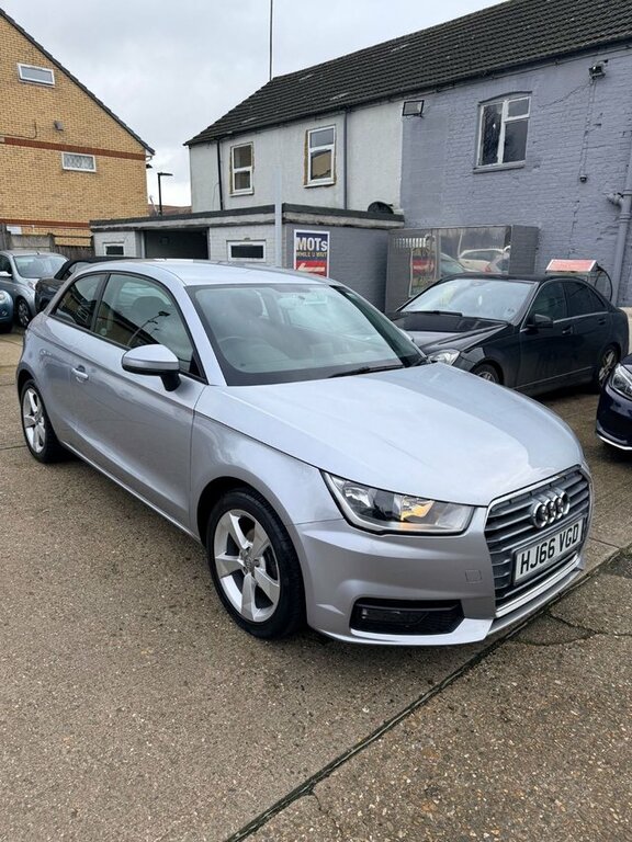 Audi A1 2016 1.0 Tfsi Sport Hatchback Eu Silver