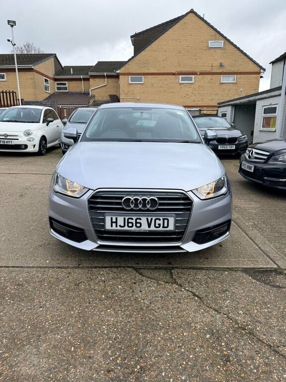 Audi A1 2016 1.0 Tfsi Sport Hatchback Eu Silver #2