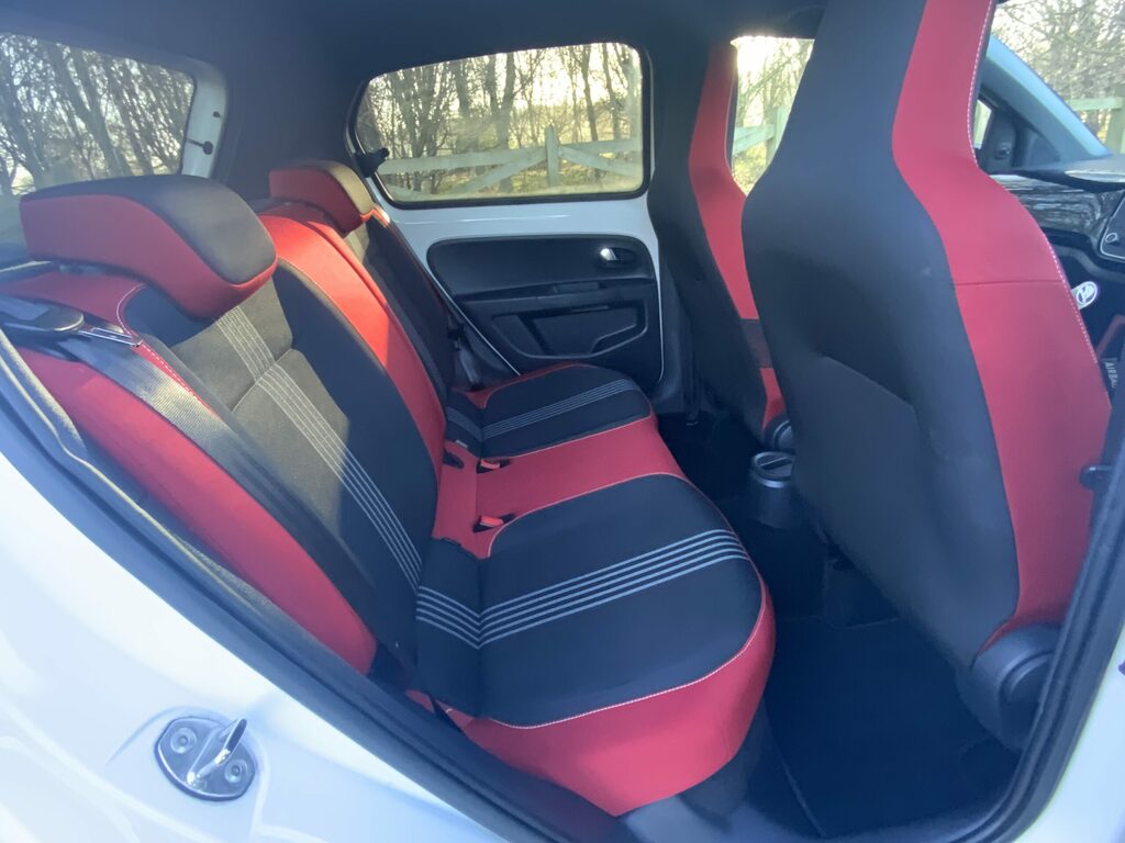 Skoda 1.0I Se White #16