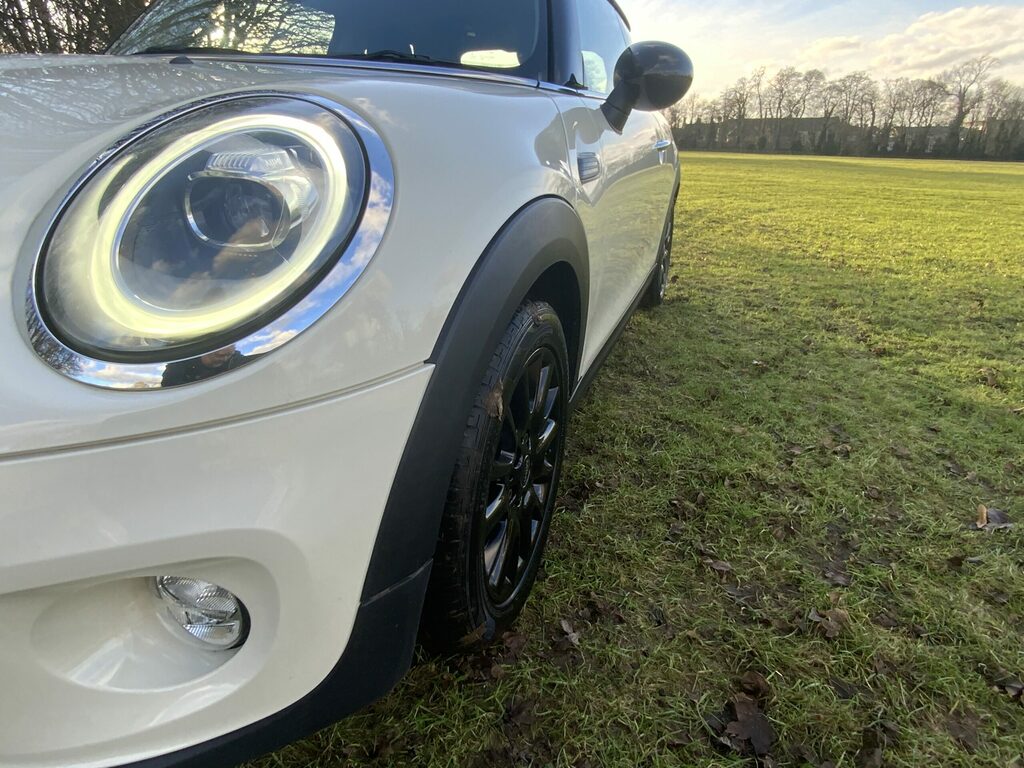 Mini Hatch 3dr Manual Petrol Hatchback RX68ZNS White #4