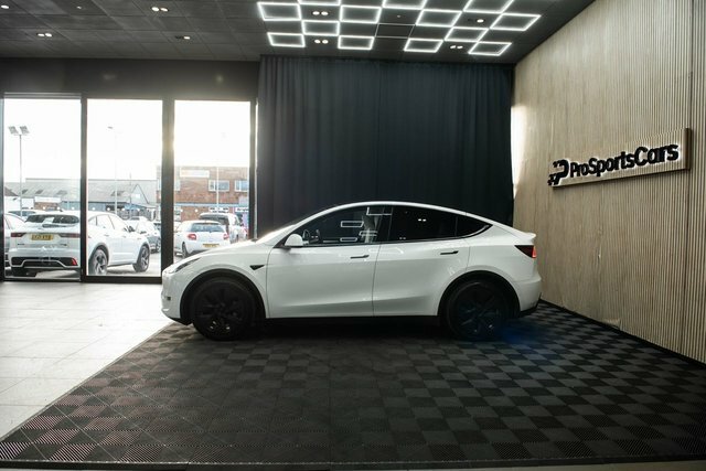 Tesla Model Y Dual Motor Long Range Suv 4Wde WU72EFP White #6