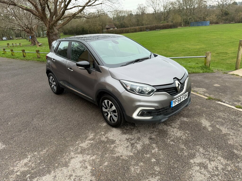 Renault Captur Play Tce 5-Door Grey
