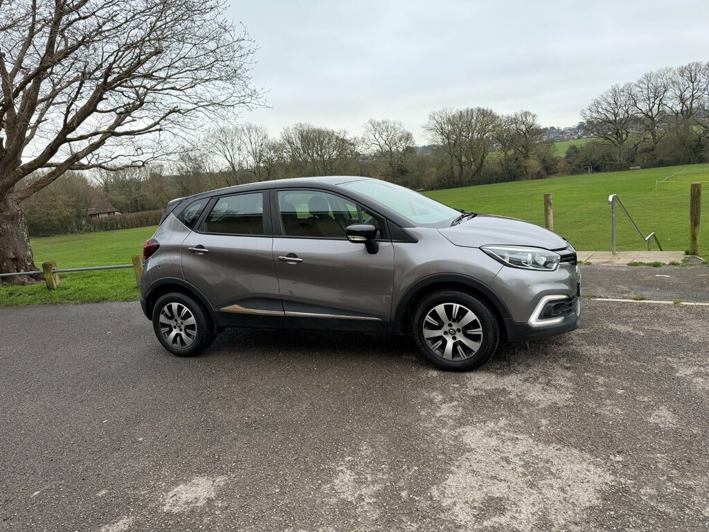Renault Captur Play Tce 5-Door YF68FOH Grey #2