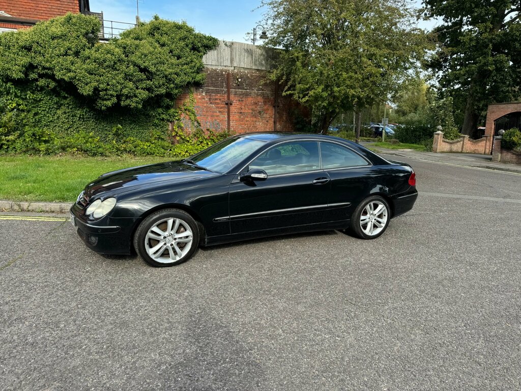 Mercedes-Benz CLK Clk320 Cdi Avantgarde 2-Door Black #4