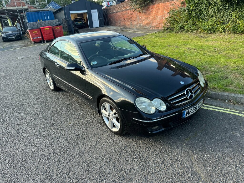 Mercedes-Benz CLK Clk320 Cdi Avantgarde 2-Door Black