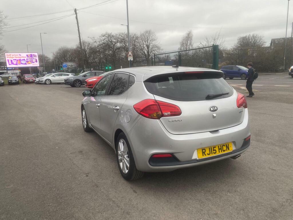 Kia Ceed 1.6 Crdi Ecodynamics 3 Euro 5 S S RJ15HCN Silver #3