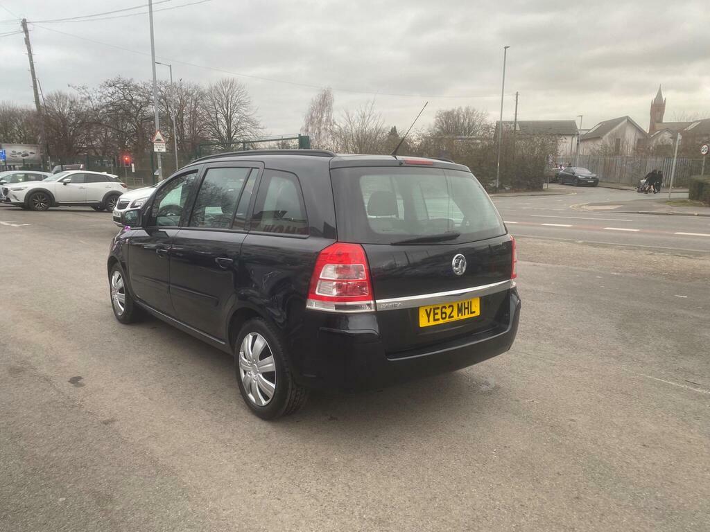 Vauxhall Zafira 1.6 16V Exclusiv Euro 5 Black #4