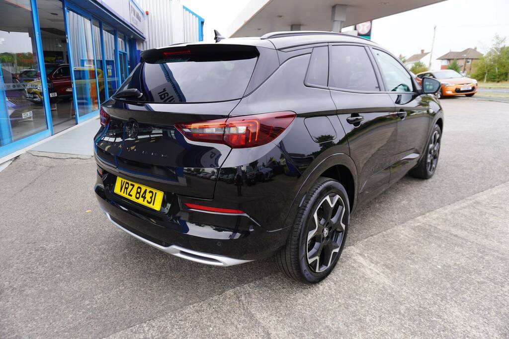 Vauxhall Grandland 1.2 Turbo Ultimate Euro 6 Ss VRZ8431 Black #3