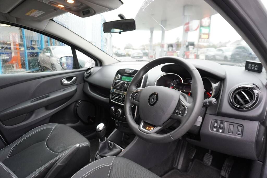 Renault Clio 1.5 Dci Play Hatchback Euro 6 S CN19AYB Silver #4