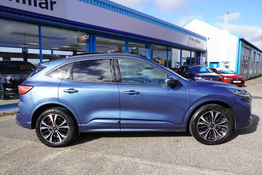 Ford Kuga 2.0 Ecoblue St-line X Edition Awd Euro 6 Ss Blue