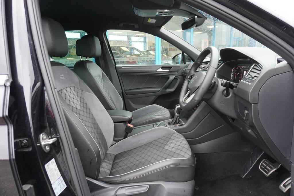 Volkswagen Tiguan 1.5 Tsi R-line Dsg Euro 6 Ss BD70XAU Black #6