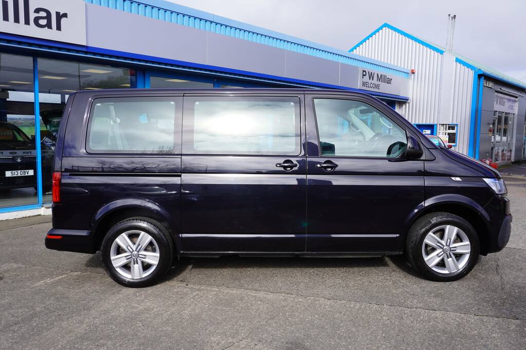 Volkswagen Transporter Shuttle Shuttle 2.0 Tdi Se Dsg Swb Euro 6 Ss MT20HSK Black #2