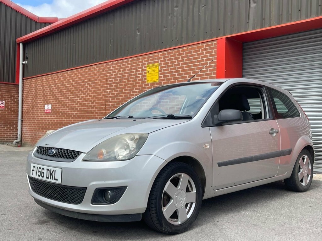 Ford Fiesta 1.4 Zetec Climate Silver #5