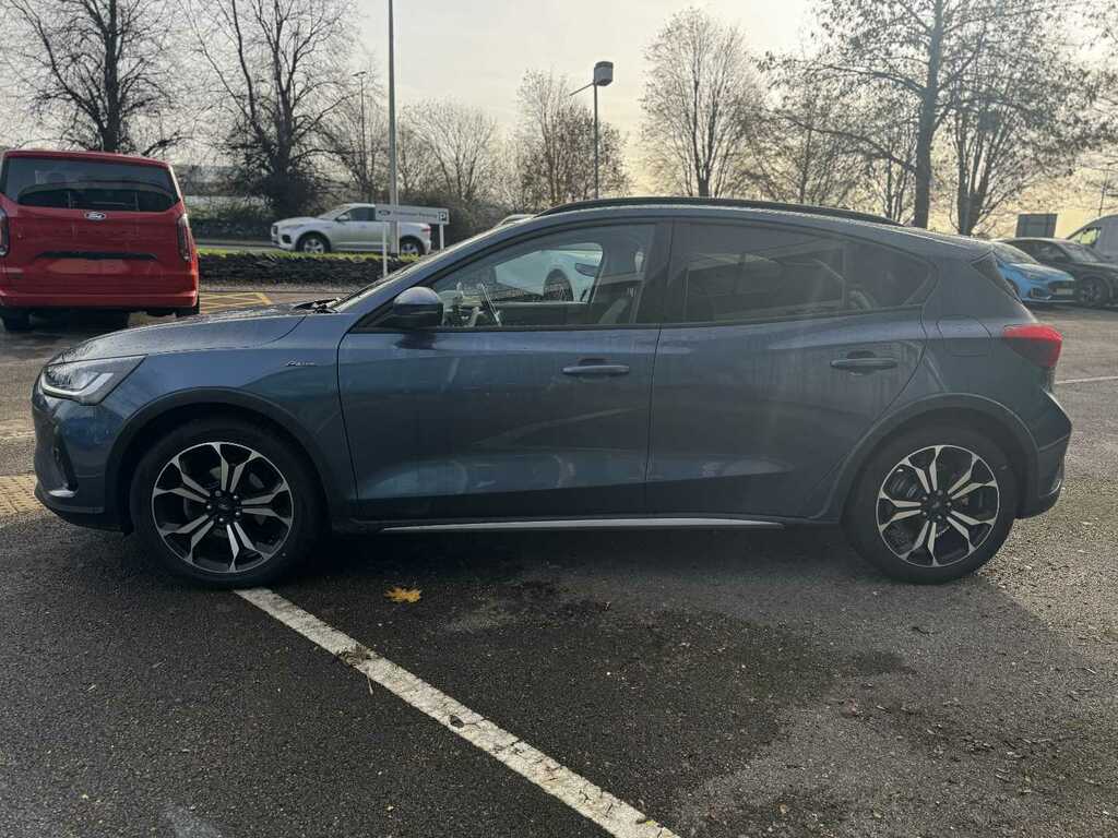 Ford Focus 1.0T Ecoboost Mhev Active Vignale Hatchback Pe PK22NFR Blue #4