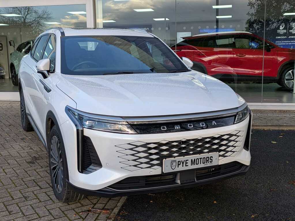Omoda 9 Noble Phev Awd White