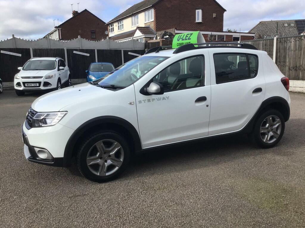 Dacia Sandero Stepway Hatchback 0.9 Tce Laureate Euro 6 Ss 2018 DN18YZK White #6
