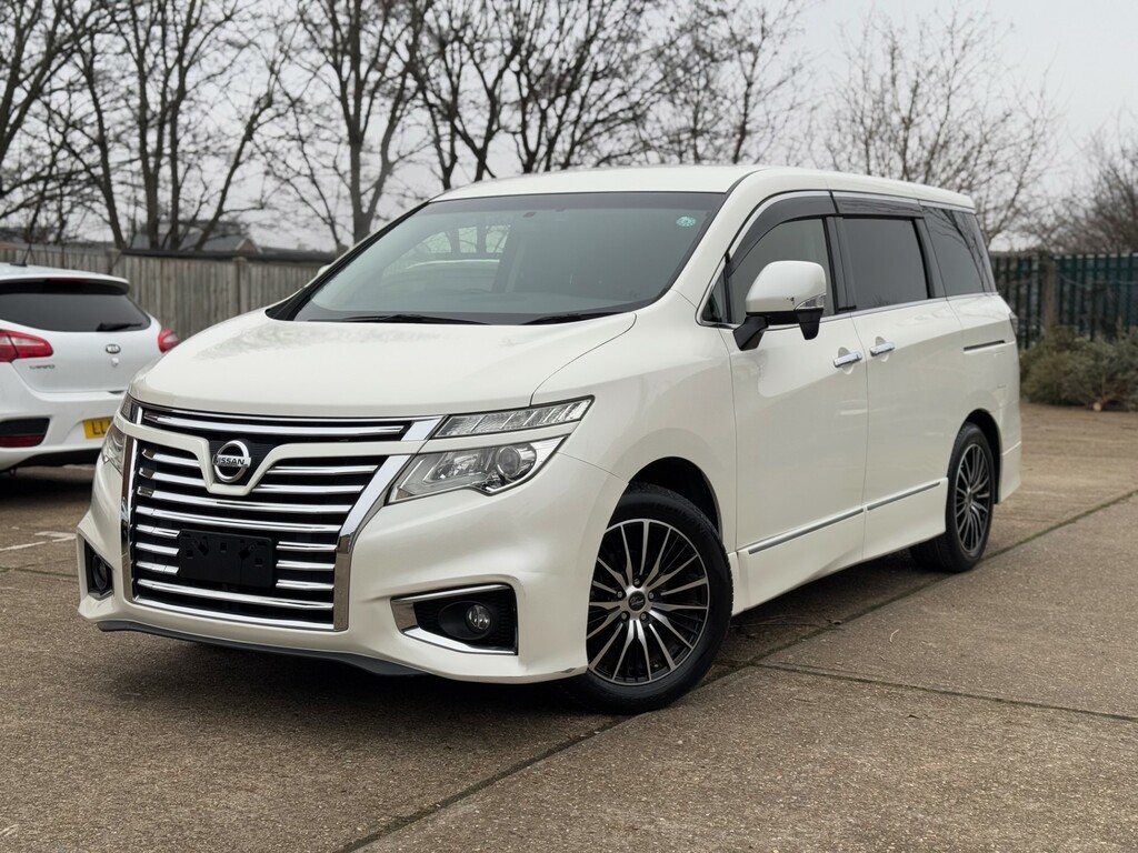 Nissan Elgrand Nissan Elgrand Highwaystar 2.5 67-17 U White #4