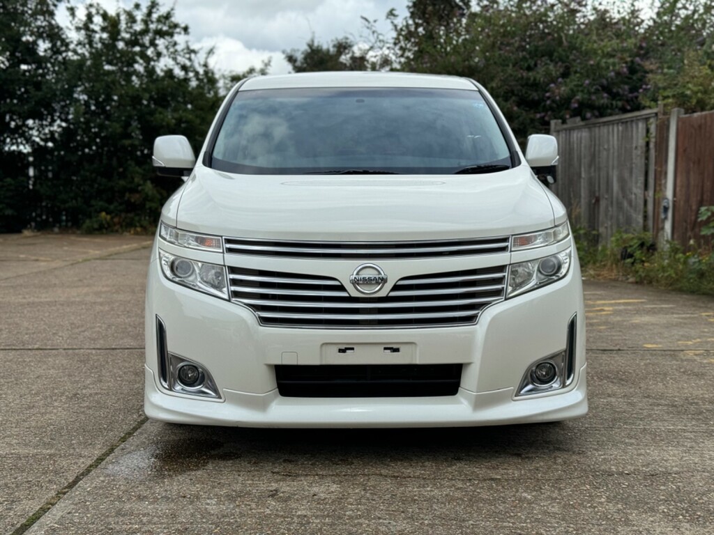 Nissan Elgrand Nissan Elgrand Highway Star 2.5 13-62 White