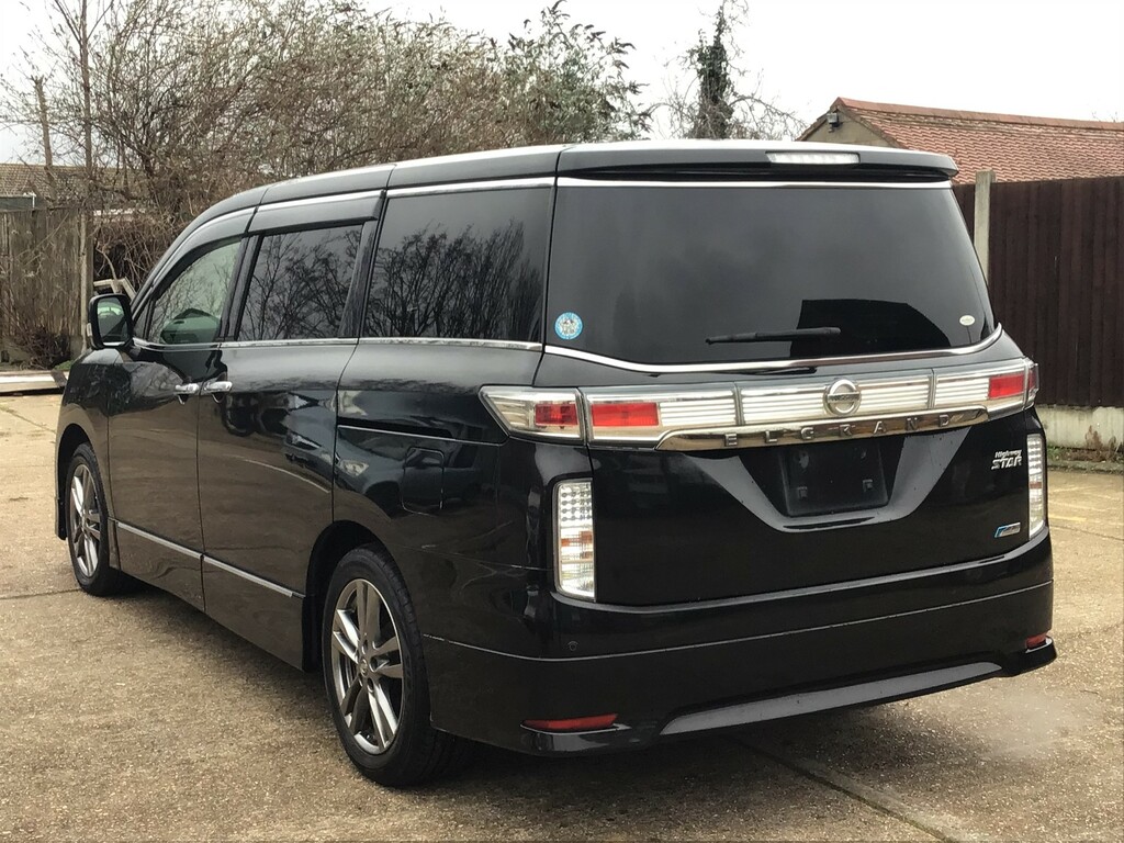 Nissan Elgrand Nissan Elgrand Highway Star 2.5 12-12 LX12HWH Black #5