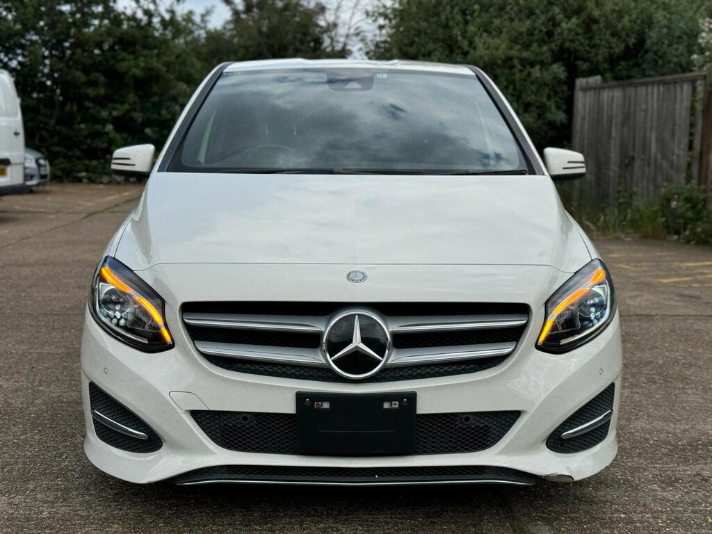Mercedes-Benz B Class Mercedes-benz B180 Blue Eff Sport 1.6L White #2