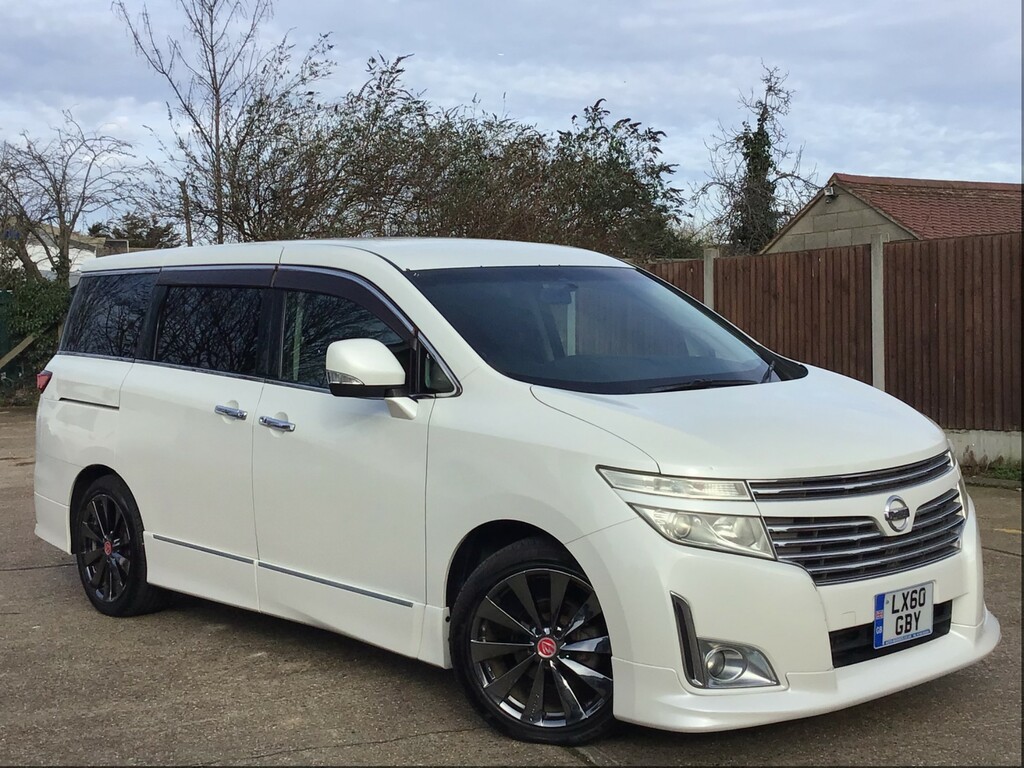 Nissan Elgrand Nissan Elgrand Highwaystar 4X4 3.5, Ulez, 10- White #2