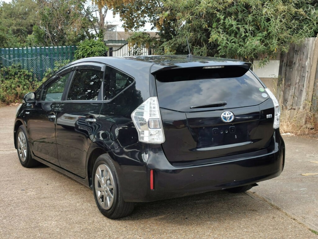 Toyota Prius+ Toyota Prius Plus Hybrid 1.8 Ulez 13-63 Fresh LY63XUM Black #4