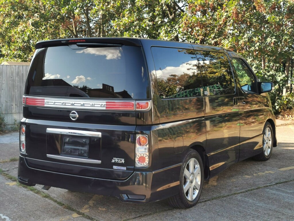 Nissan Elgrand Nissan Elgrand 3.5 8 Seat, Fresh Import,verif Black #6