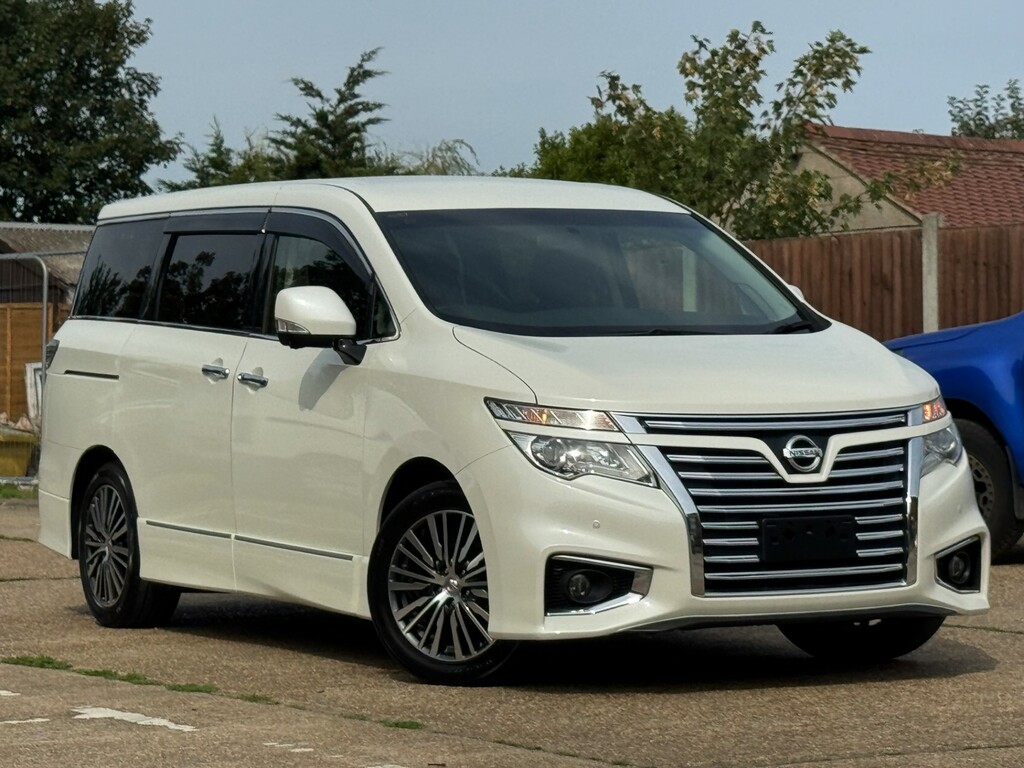 Nissan Elgrand Nissan Elgrand Highwaystar Star 2.5 17 White