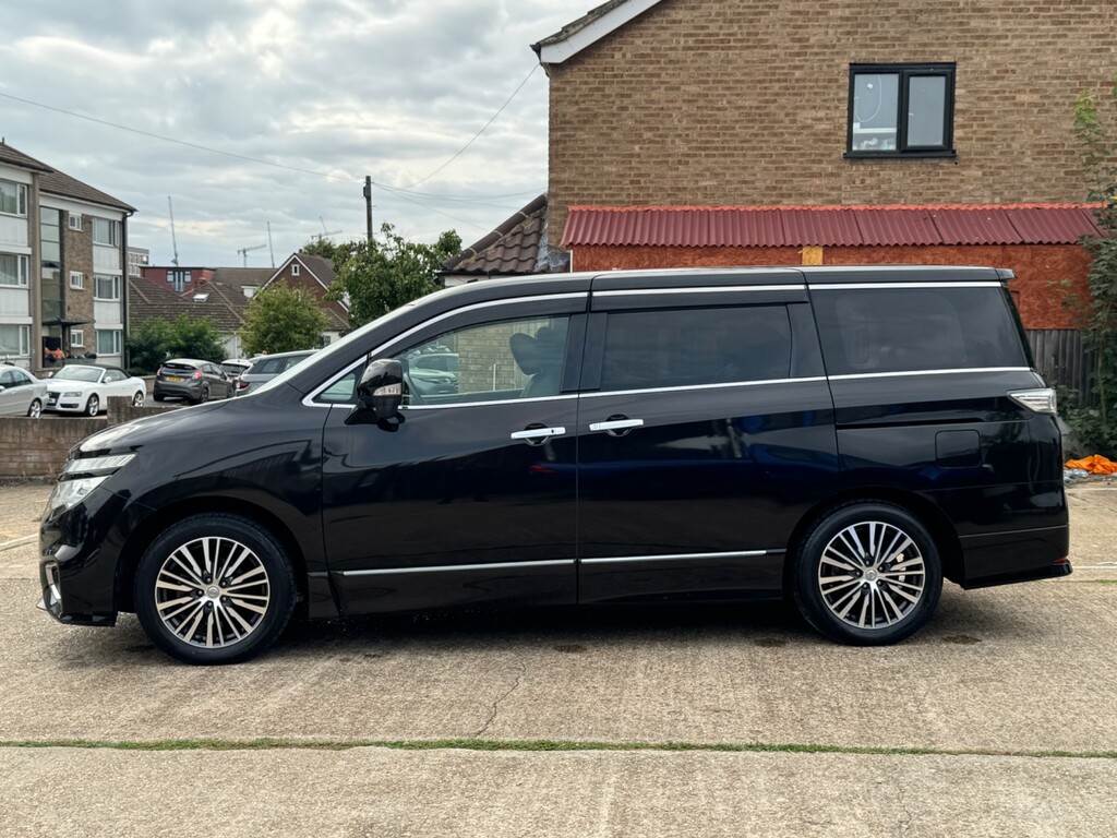 Nissan Elgrand Nissan Elgrand Highwaystar Star 2.5 17 Black #5