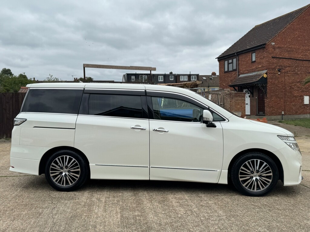 Nissan Elgrand Elgrand Highwaystar Premium Edn 4Wd 3.5L Petr White #4