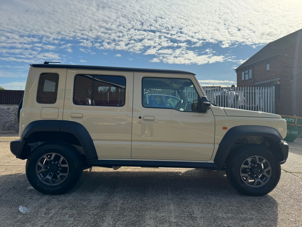 Suzuki Jimny Suzuki Jimny Nomade Allgrip 4Wd 1.5L LX25BWP Beige #4