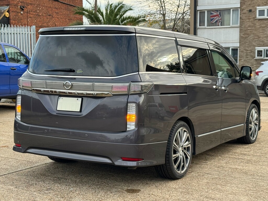 Nissan Elgrand Nissan Elgrand Highway Star Premium Edn 4Wd 3.5L P Grey #6