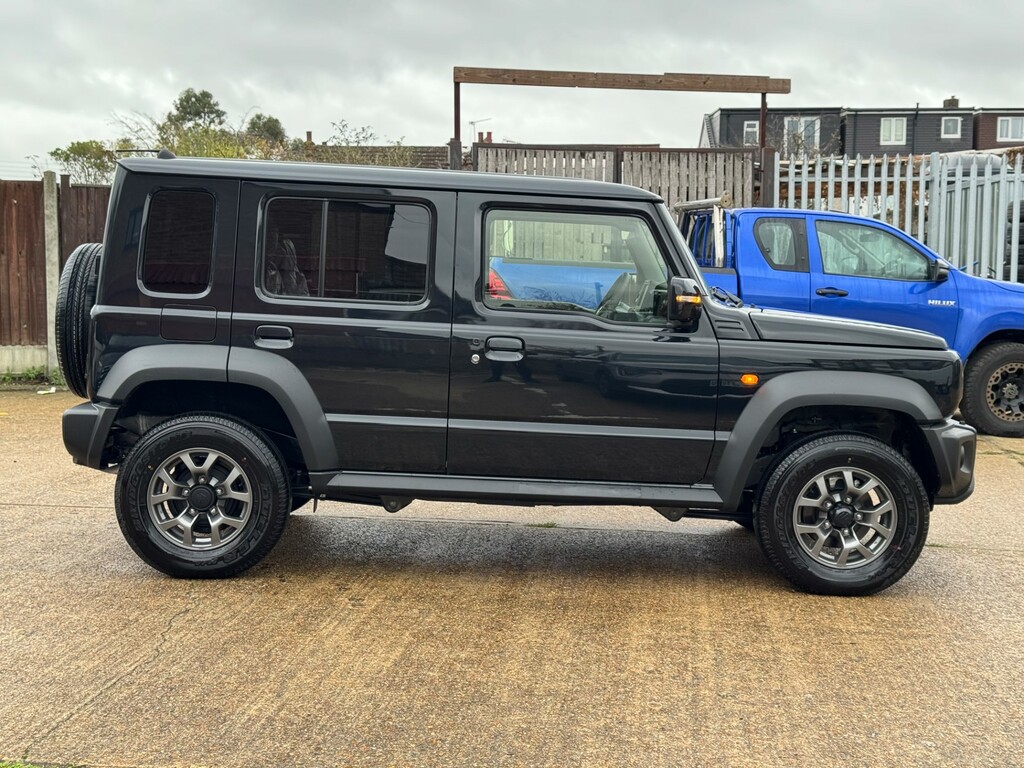 Suzuki Jimny Suzuki Jimny Nomade Allgrip 4Wd 1.5L LX25BWU Black #5