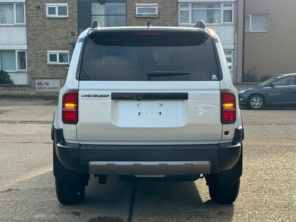 Toyota Land Cruiser Land Cruiser Prado VX Lc250 First Edition 4Wd 2.8L QA25QAV White #5