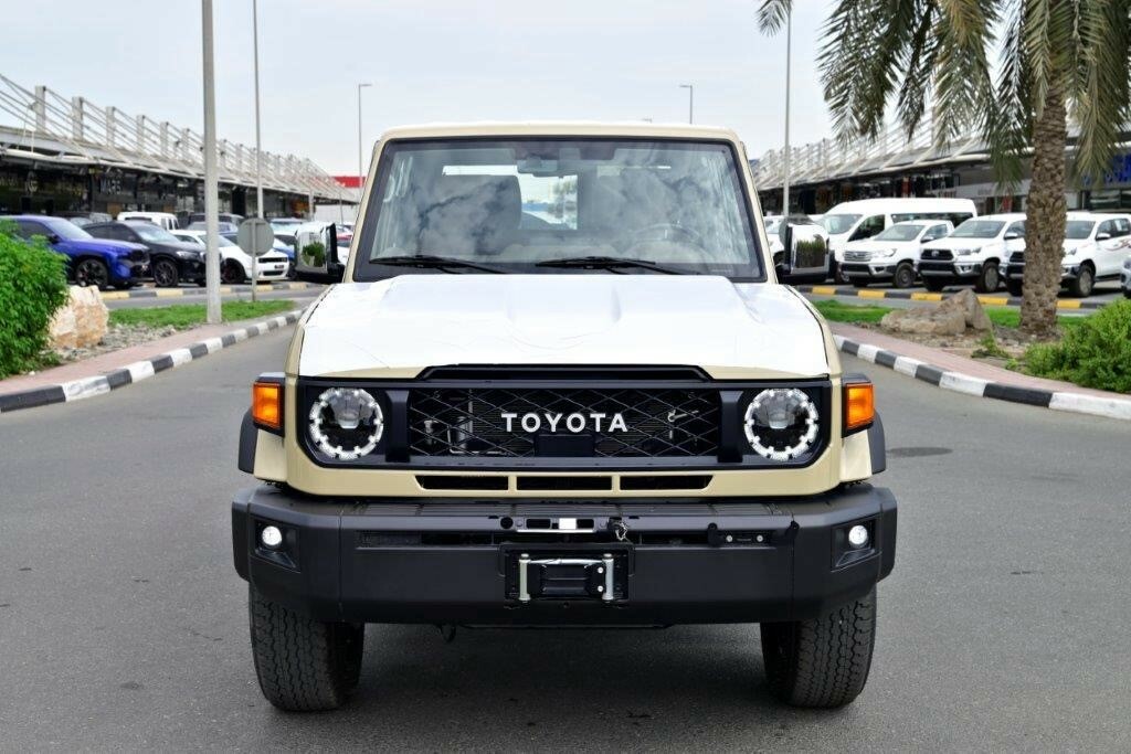 Toyota Land Cruiser Toyota Land Cruiser 71 Hard Top Sdlx V6 4.0L Petro Beige #5
