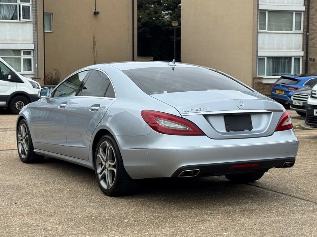 Mercedes-Benz CLS Cls220d Blue Efficiency Amg Sports 2.1L Aut Blue #4